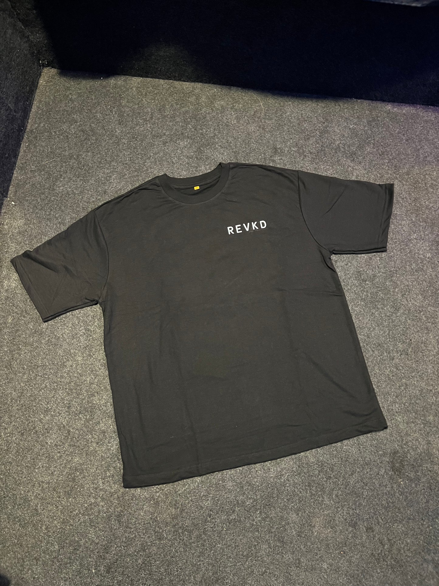 REVKD STREETWEAR - Graphic tee